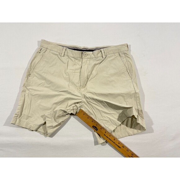 Vineyard Vines Shorts Mens Beige On The Go Performance Chino OTG Golf 6" Sz 35 - Picture 5 of 13
